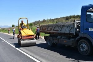 Сугарески: Завршува рехабилитацијата на регионалниот пат Прилеп-Тополчани-Битола, капиталните инвестиции со висок степен на реализација