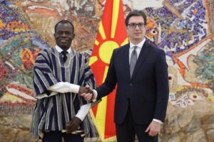 Претседателот Пендаровски ги прими акредитивите на новоименуваните амбасадори на Монголија и на Република Гана