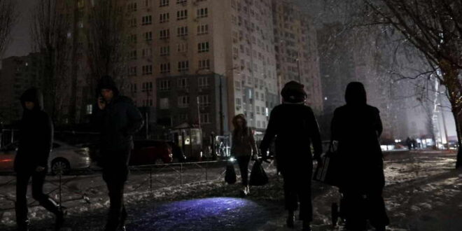 Руски напад со дронови врз Киев, оштетена инфраструктура