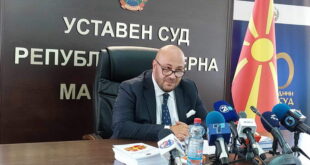 Новиот претседател на Уставен не кажа дали е уставна заклетвата на Сиљановска-Давкова