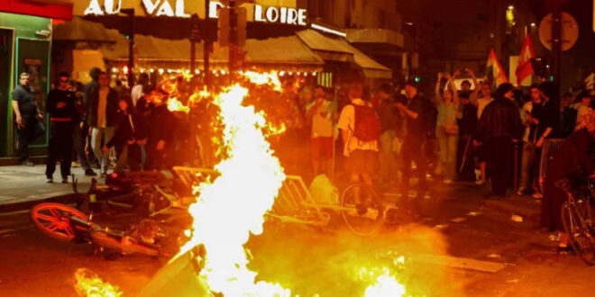 Протести во Франција по победата на екстремната десница на првиот круг од изборите