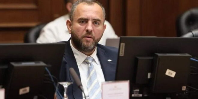 Призма: Тошковски вмешан во проект за катна гаража за која владата сака да плати обесштетување